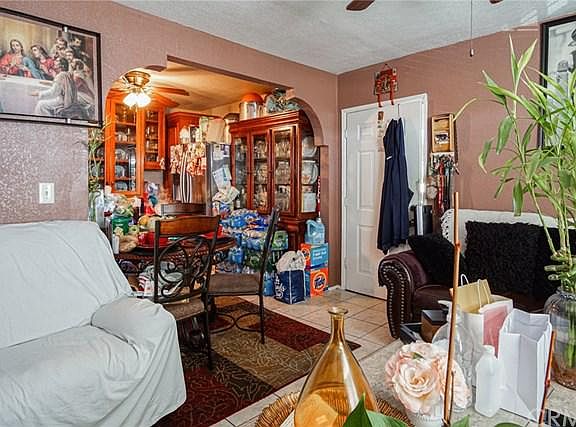 5th image of 4054 Hammel St