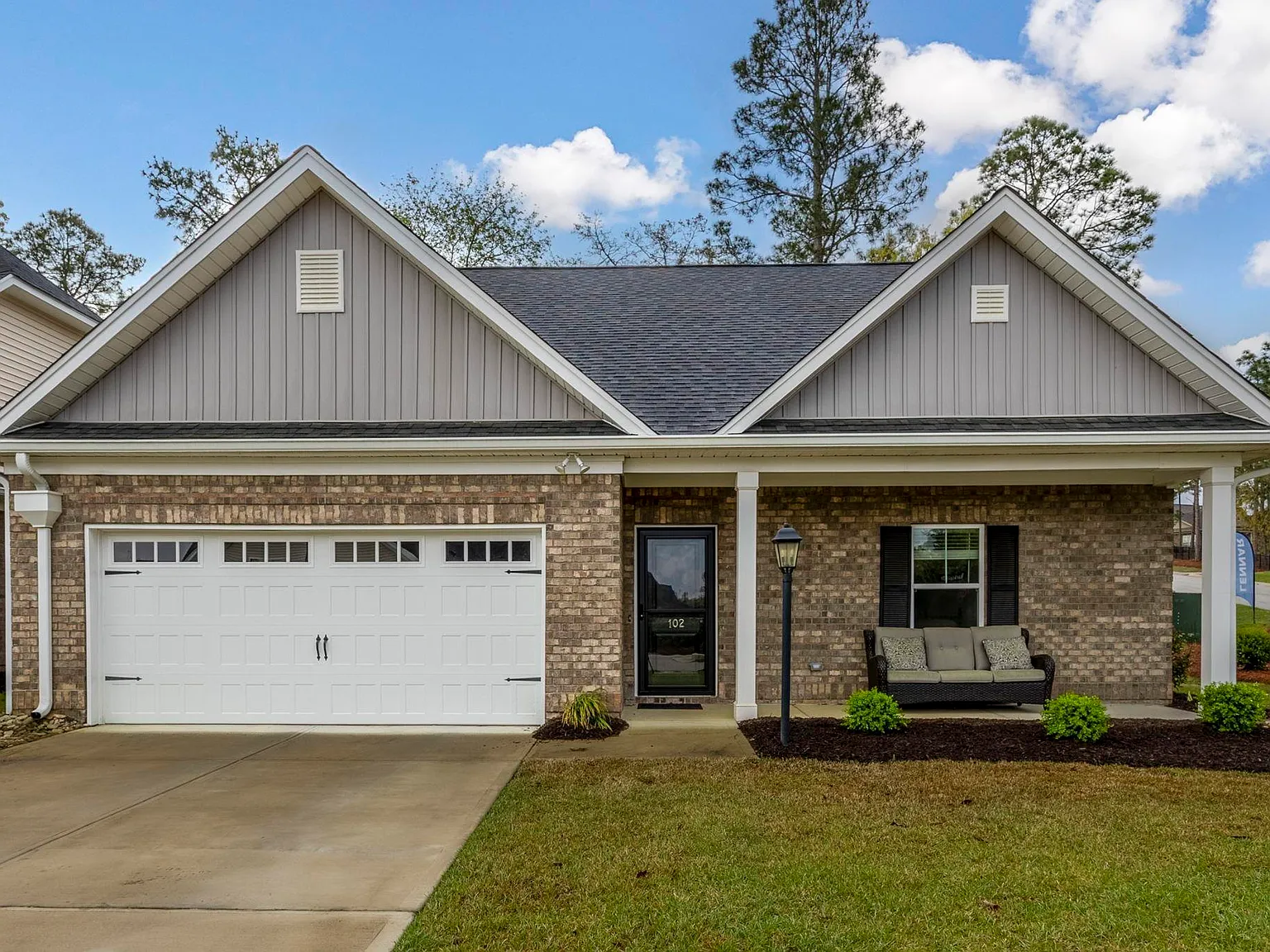 4 bed, 2415 sqft, $2,800 — Photo 1