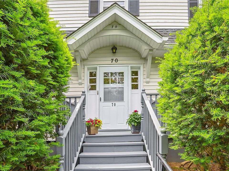 1st image of 70 Grandview Avenue
