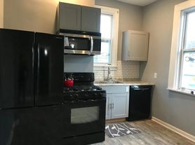 361 Wyoming St, Pittsburgh, PA