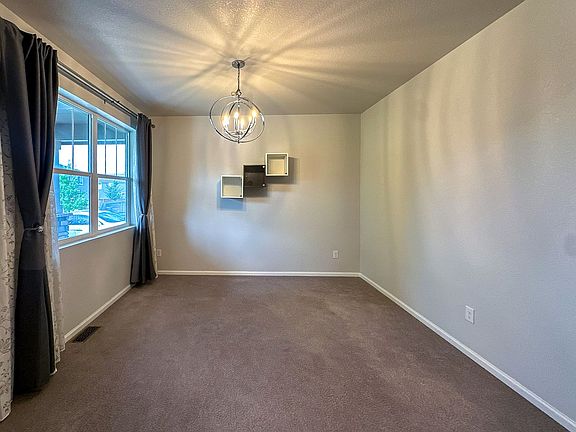 5th image of 17286 Bluetrail Ave