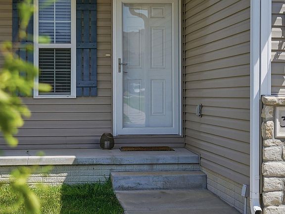 5th image of 3132 King Ridge Blvd