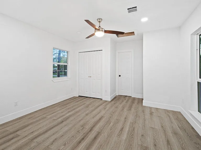 17411 Rolling Hill Ln — Photo 9