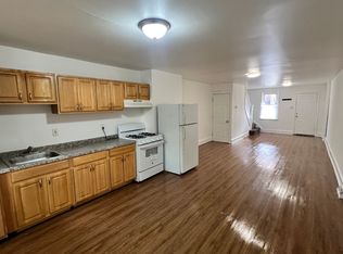 563 Lamberton St, Trenton, NJ 08611