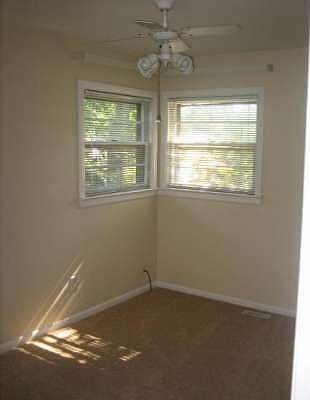 4th image of 4004 Candlewood Dr