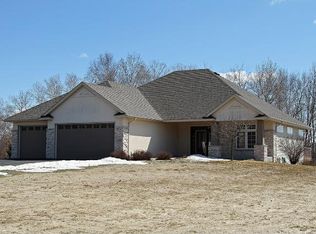 180 184th Ln NE, East Bethel, MN 55011