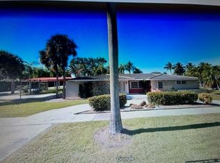 13730 SW 102nd Ave, Miami, FL 33176