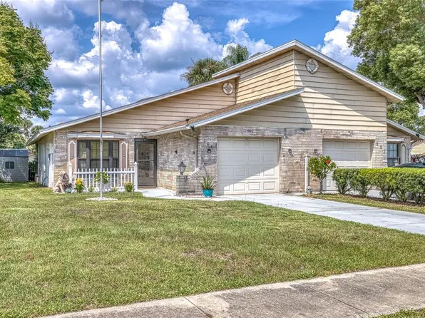 204 Shangri La Cir, Edgewater, FL 32132