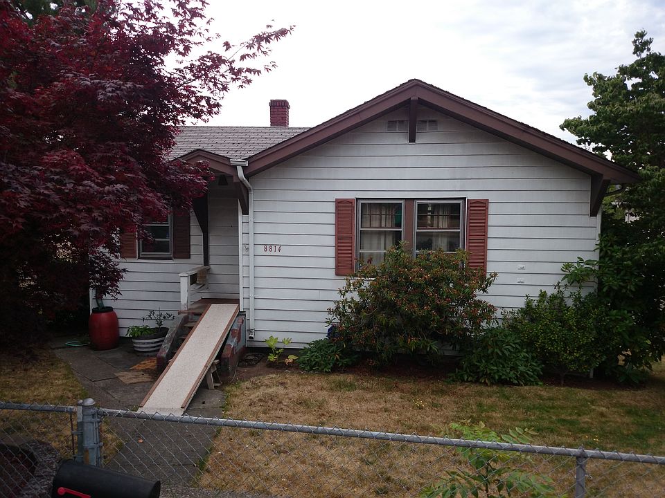 2nd image of 8814 32nd Ave SW