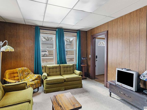 3rd image of 1102 Avenue B