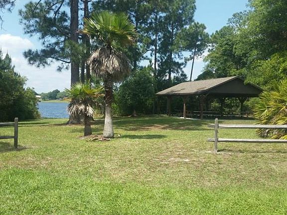 2nd image of 2037 Watersedge Dr