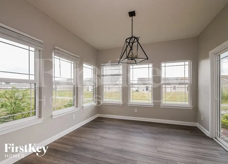 1771 Foudray Cir N — Photo 5