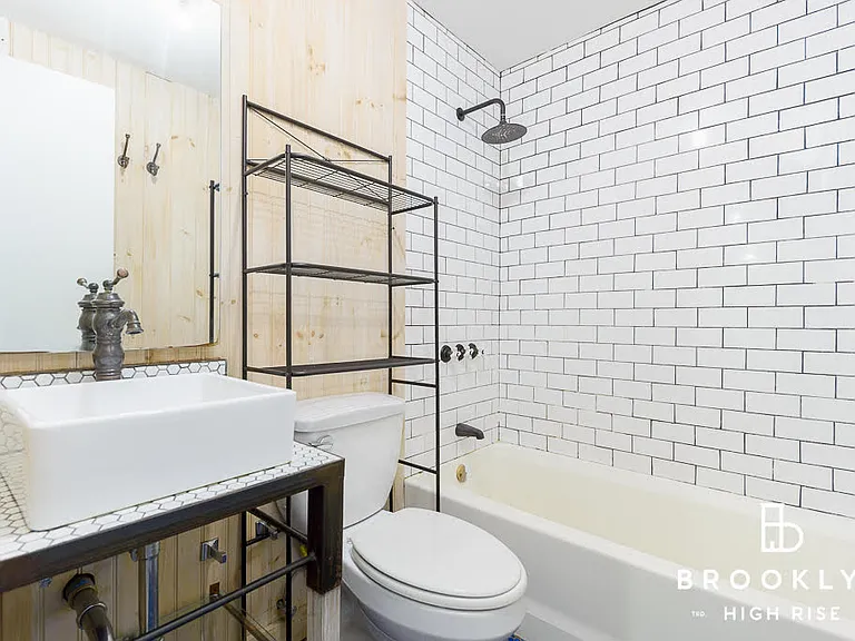 843 Dekalb Ave #3B — Photo 6