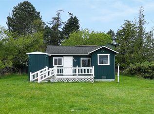702 NE Gould St, Coupeville, WA 98239