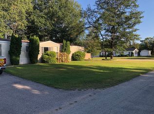 1 Pinewood Dr, Gladstone, MI 49837