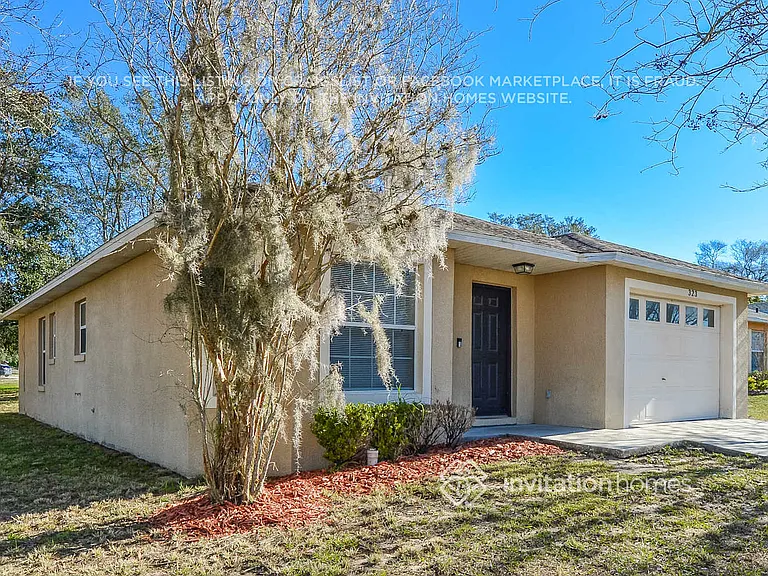 323 Boca Ciega Rd — Photo 2