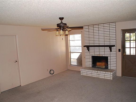 4th image of 4521 Aries Dr