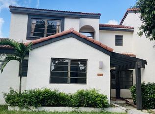 12380 SW 94th Ln, Miami, FL 33186