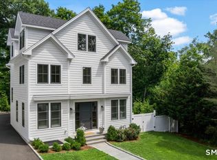 6 Down River Rd #2, New Canaan, CT 06840