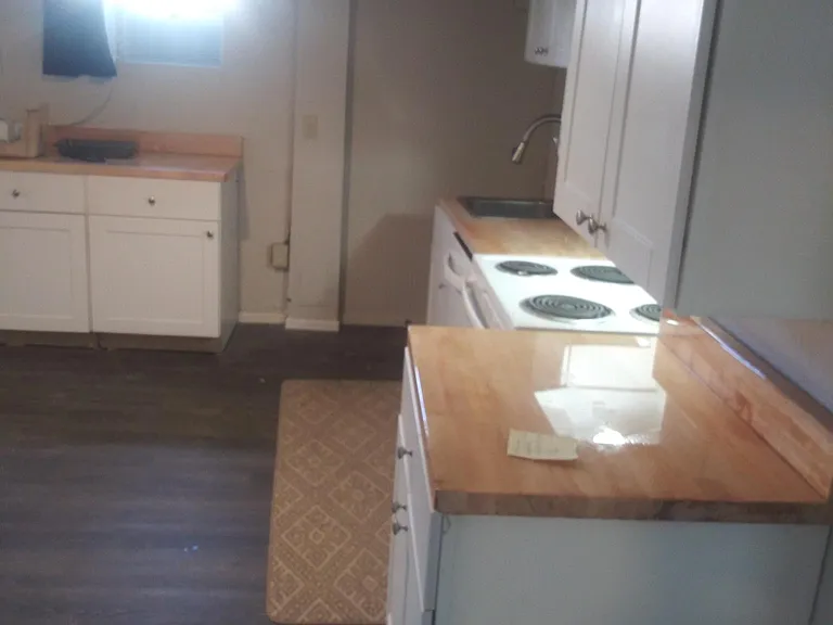 1396 N Meade St #B — Photo 2