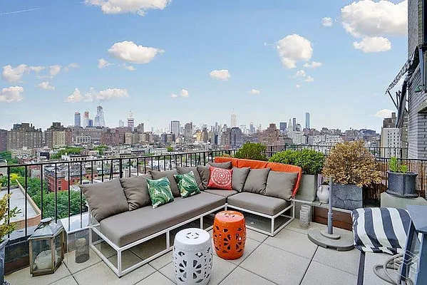 Rented by Halstead Real Estate | media 7