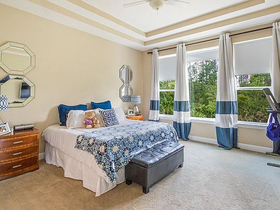 3rd image of 1401 Coopers Hawk Way