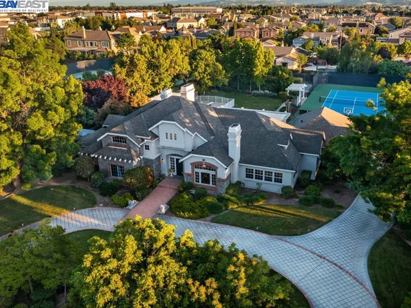 18775 Saint Marks Ave, Morgan Hill, CA 95037