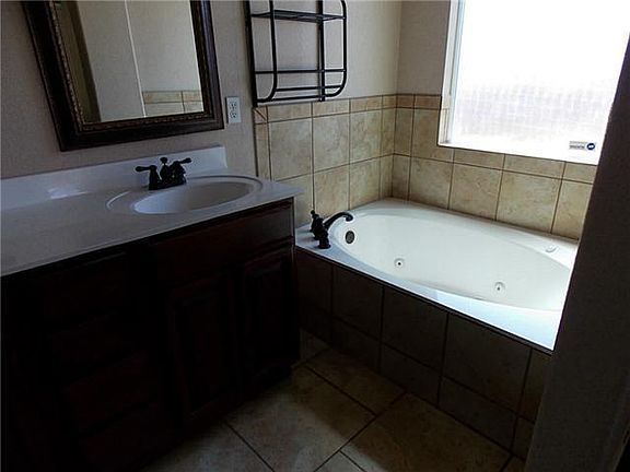 5th image of 11656 Great Abaco Ct