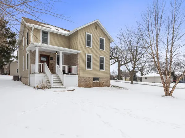 408 Elkhorn ROAD, Eagle, WI 53119