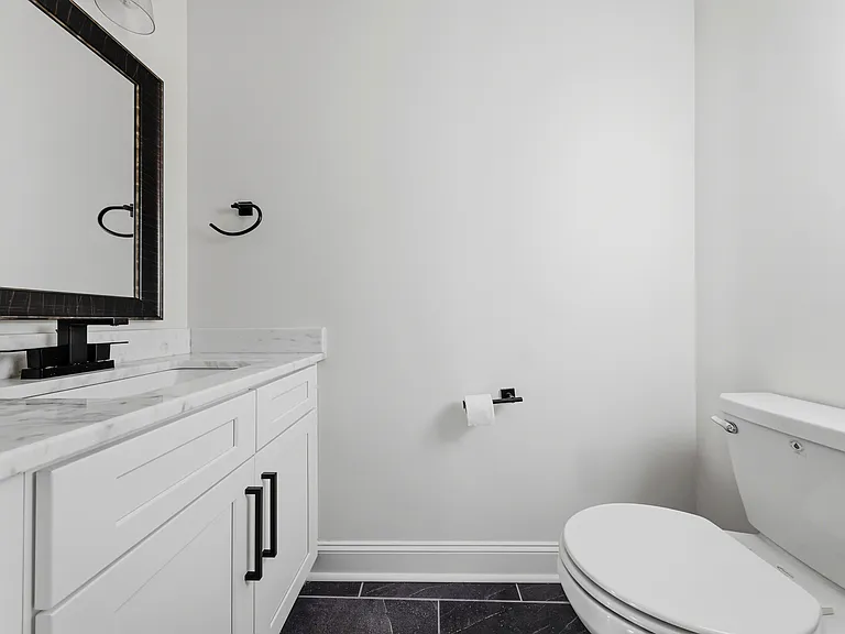 1020 Easton Ct — Photo 20