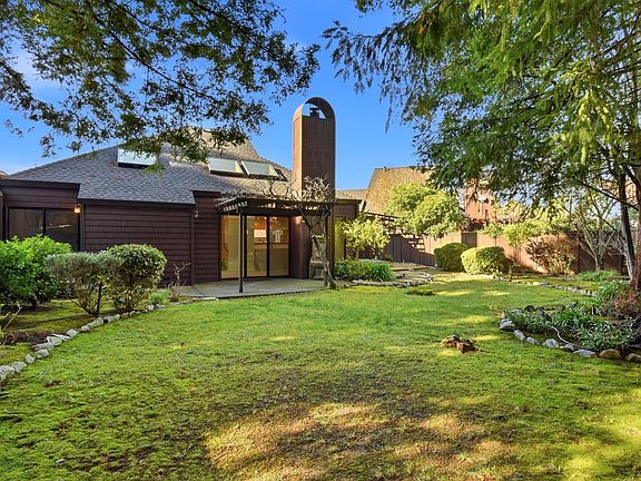 3rd image of 1320 North Street #7