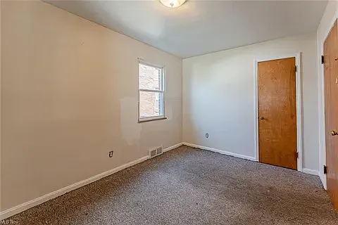 2nd bedroom/ master bedroom 1