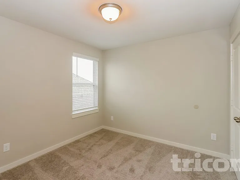 2431 Cohorn Trl — Photo 12