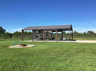 26055 Noland Dr, Lebanon, MO 65536