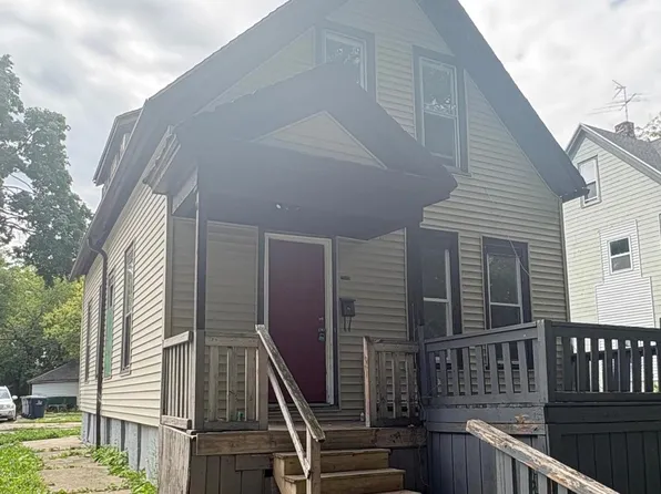 2915 W Vine STREET, Milwaukee, WI 53208