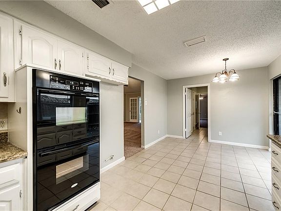 5th image of 526 San Pedro Dr