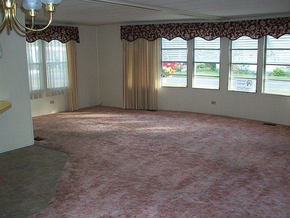 5th image of 312 Palo Verde Dr