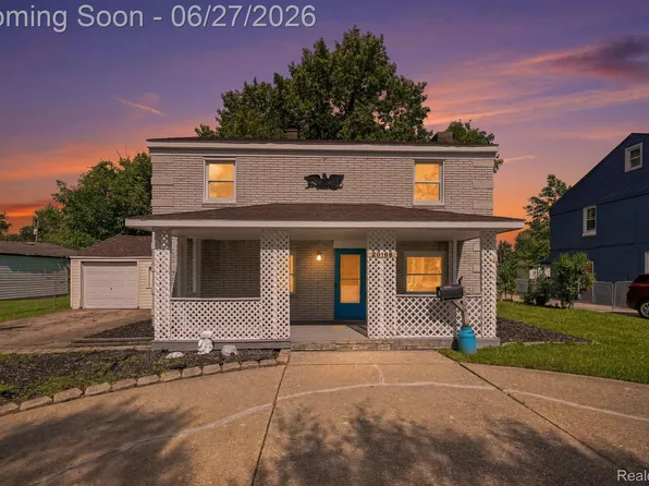 29156 Coolidge St, Roseville, MI 48066
