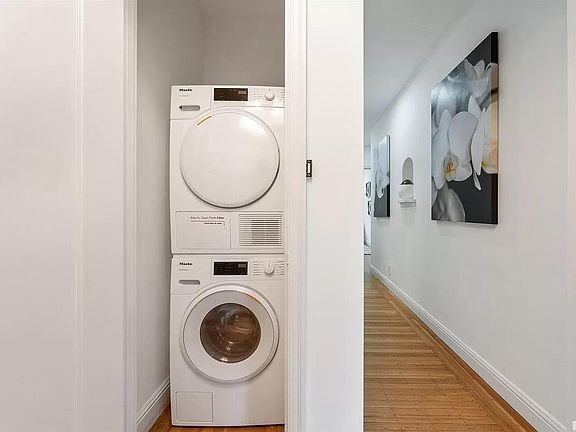 Washer & Dryer included