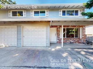 6065 SW Cherryhill Dr, Beaverton, OR