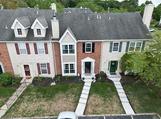 2905 Pinhorn Dr, Bridgewater, NJ 08807