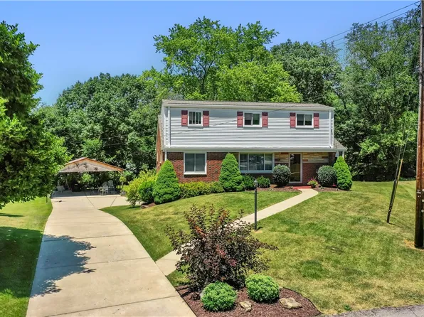 4 Carol Dr, Carnegie, PA 15106