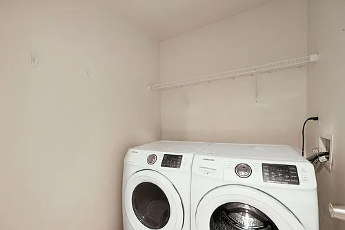 5744 Raleigh Cir Photo 1