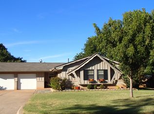 309 Elmwood Dr, Edmond, OK 73013