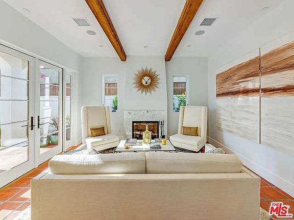 4th image of 616 N Poinsettia Pl