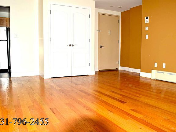 2nd image of 3176 37th St APT 3A