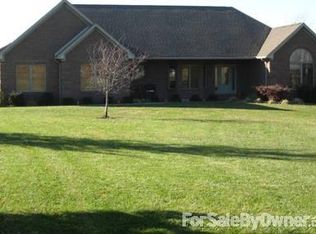 11192 S Owensville Rd, Haubstadt, IN 47639