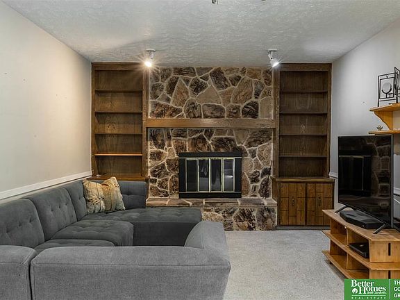 5th image of 2910 Lynnwood Dr