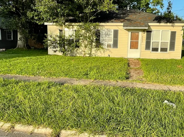 1727 8th Ave, Lake Charles, LA 70601