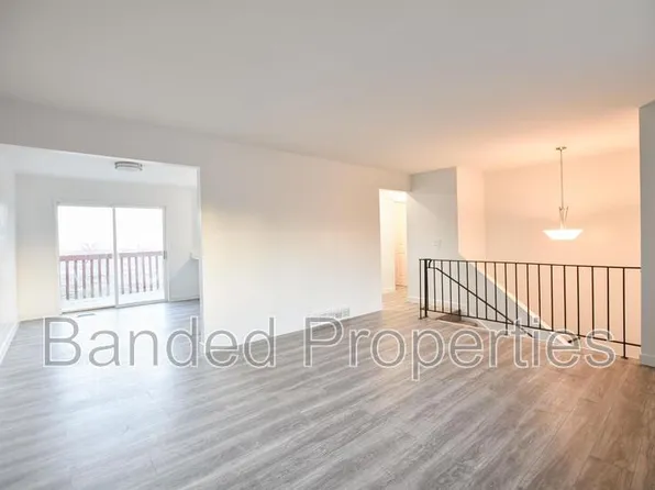 5849 S Country Hills Dr, Salt Lake City, UT 84129